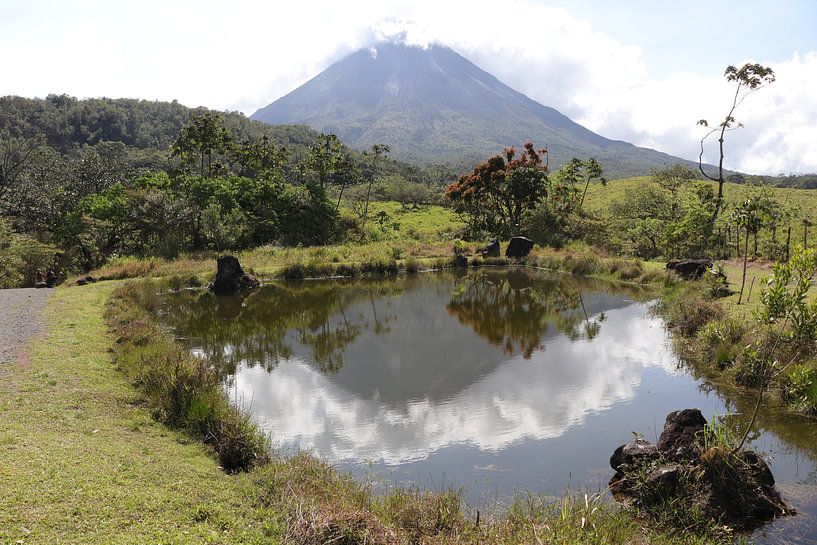Vulkan El Arenal in Costa Rica von Linda Vreeswijk