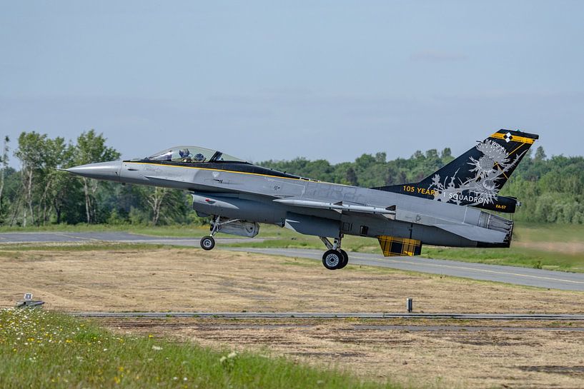 F-16-Jubiläumsfall von 1 SQN &quot;Stingers&quot;. von Jaap van den Berg
