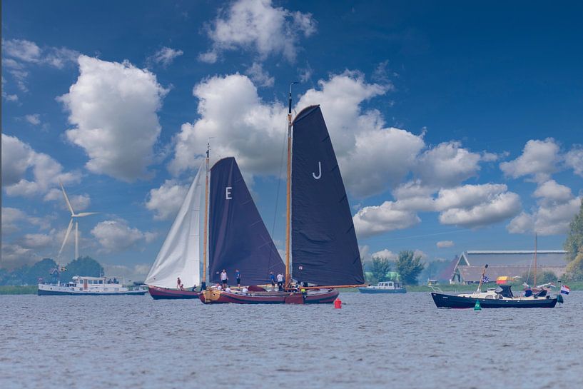 Skûtsjezeilwedstrijden Friesland. by Brian Morgan