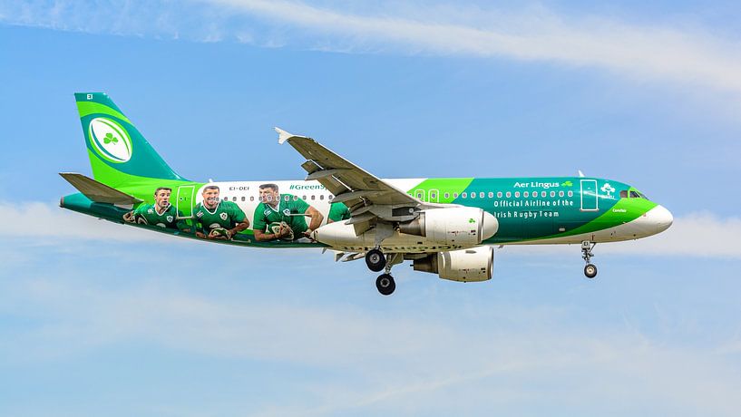 Aer Lingus Airbus A320 in Irish Rugby Team livery. by Jaap van den Berg