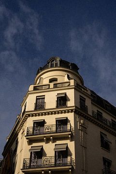 Corner Structure on a lovely day | Paris | France Travel Photography by Dohi Media
