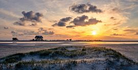Sonnenuntergang am Strand von St. Peter-Ording von Achim Thomae Photography