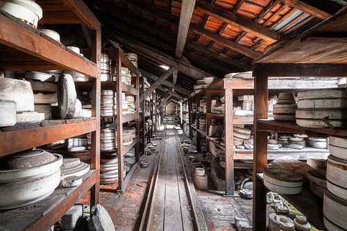 Usine de céramique abandonnée.