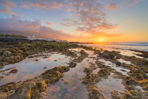 Tenerife sunset at Playa Jardin in Puerto de la Cruz
