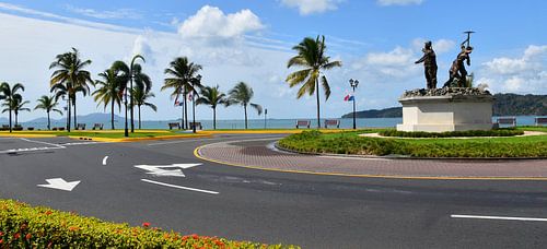 De straat langs het Panamakanaal