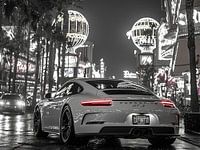 Porsche in Las Vegas _ Monochrom