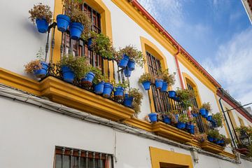 Belle façade colorée dans le sud de l'Espagne