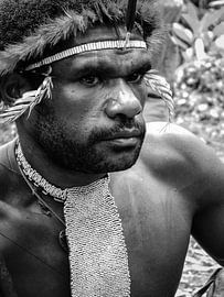 Embellished with shells and beads by Global Heartbeats