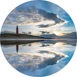 Reflections / Spiegel Vuurtoren Eierland Texel van Richard Heerschap Fotografie