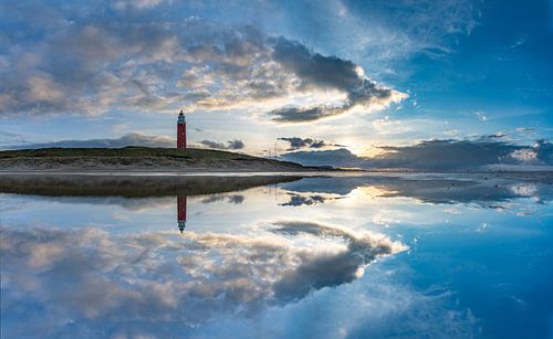 Reflections / Spiegel Vuurtoren Eierland Texel