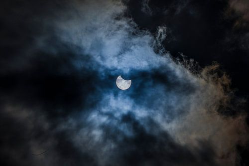 Sonnenfinsternis, Sonnenfinsternis von Corrine Ponsen