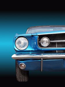 Voiture américaine classique Mustang 1965 décapotable sur Beate Gube