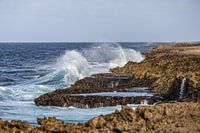 Curacou, waves