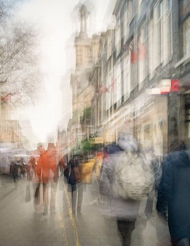 winkelend publiek in de binnenstad Breda