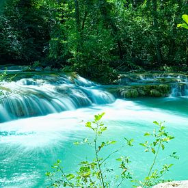 Paradijselijke watervallen Toscane van Ivonne Fuhren-van de Kerkhof
