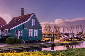 Groen huisje bij Zaanse Schans Zaandam van Rick van de Kraats