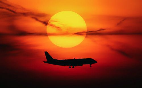 Klm cityhopper is below the sun