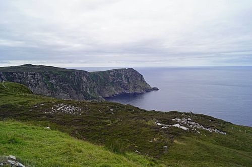 De kusten van Ierland - wilde kliffen, betoverende natuur.