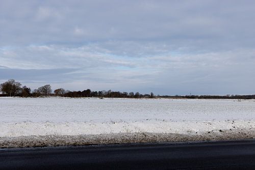 Een zonnige winterdag op de Ems