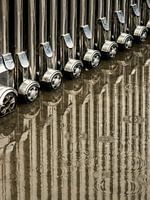 Reflected harmonica fence with wheels