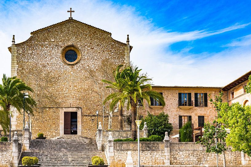 Idyllic view of the chruch in the mediterranean village Lloseta on Majorca by Alex Winter
