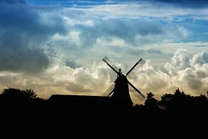 Hollandse landschap met molen