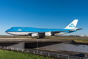 KLM Boeing 747-400 "City of Calgary" (PH-BFC).