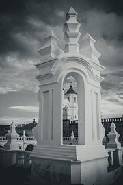 Surreal look through by Adri Vollenhouw