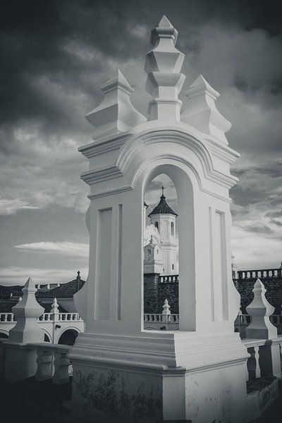 Surreal look through by Adri Vollenhouw