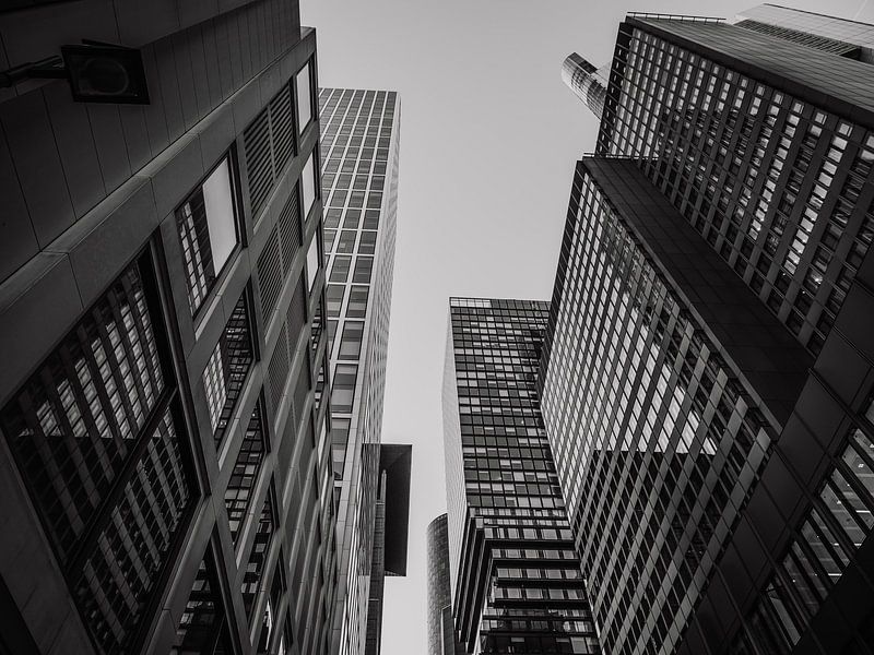 Francfort-sur-le-Main en photographie noir et blanc par Mustafa Kurnaz