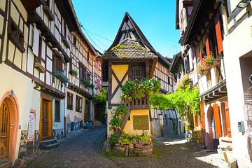 Mooi dorpje Eguisheim in de Elzas van Tanja Voigt