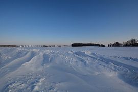 Schneeverwehungen bei Neukamp, Putbus, Insel Rügen von GH Foto & Artdesign