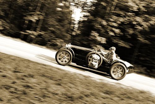 Bugatti T51  - Start 153  - Eggberg Klassik 2024 Sepia