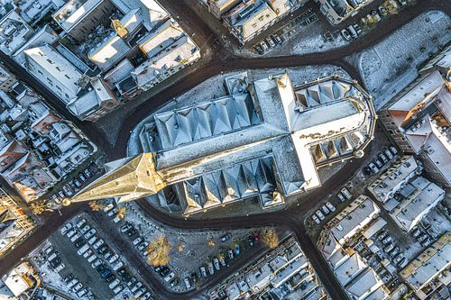 Kampen Bovenkerk tijdens een koude winterochtend