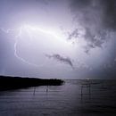 Bliksem en onweer bij het Balatonmeer in Hongarije. Avondnacht van Daniel Pahmeier thumbnail