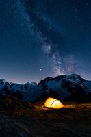 5 billion star hotel