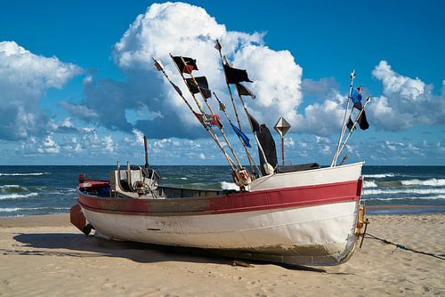 Vissersboot aan de Poolse Oostzeekust