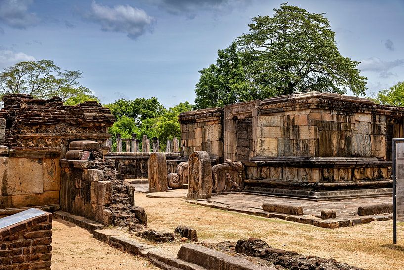 Die Tempelruinen von Polonnaruwa in Sri Lanka von Roland Brack