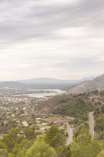 Uitzicht over de meren van Shkodër / Shkodra, Albanië van Jochem Oomen