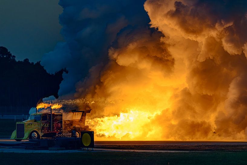 Shockwave jet truck. by Jaap van den Berg