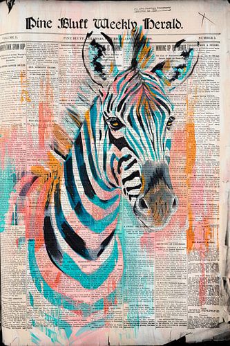 Kleurrijke zebra op krantencollage