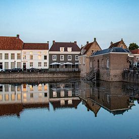 Quatre clés de la forteresse de Heusden sur Dirk Smit