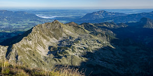 Panorama vom Nebelhorn, 2224m, zum Entschenkopf, 2043m und zum Grünten, 1783m, Allgäuer Alpen