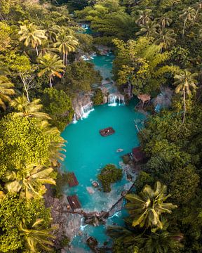 Luftaufnahme der Cambugahay-Wasserfälle auf Siquijor von Ewold Kooistra