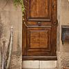 foto van een oude deur in een geweldig Toscaans stadje van Margriet Hulsker