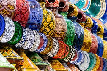 Multi color aardewerk - Marrakech - Marokko van Marianne Ottemann - OTTI