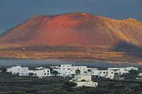 Masdache, daarachter de Caldera Colorada