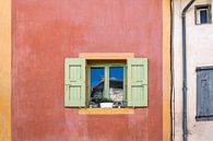 Wand mit Fenster von Hanneke Luit Miniaturansicht