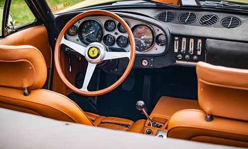 Ferrari 365 GTB/4 Daytona Spyder dashboard