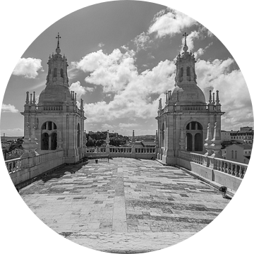 Het klooster São Vicente de Fora in Lissabon in Portugal in zwart/wit van MS Fotografie | Marc van der Stelt